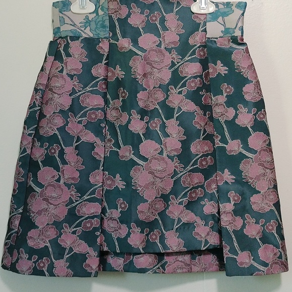 Elliatt mini skirt size SX - Picture 14 of 16